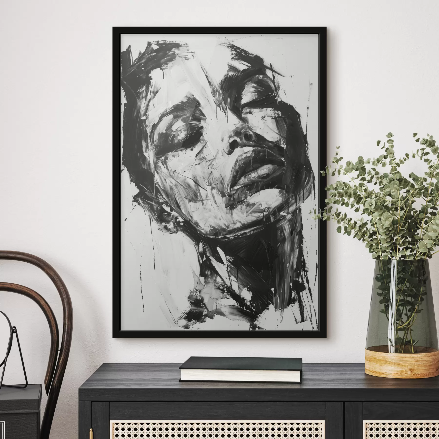 murales de pared Retrato de una mujer con pinceladas negras f38641