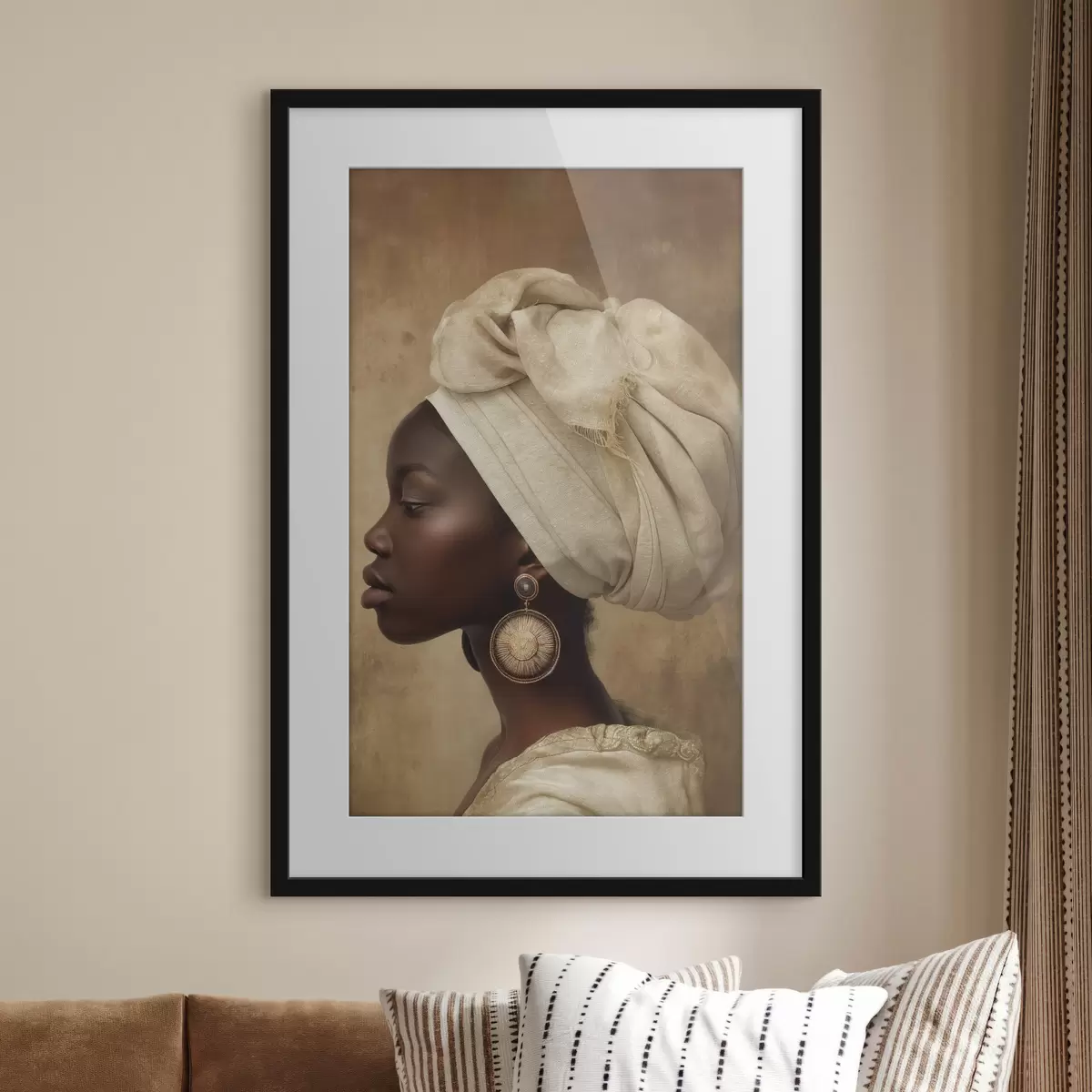 Poster retrato beige de una mujer de estilo africano de perfil con grandes pendientes f26120