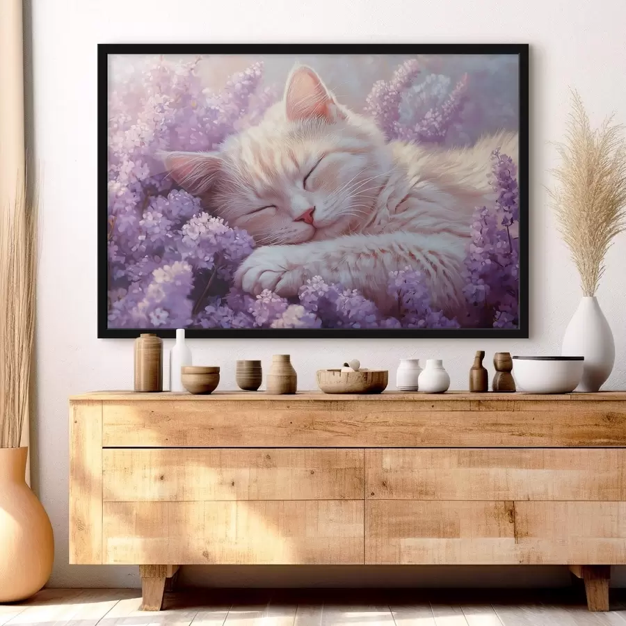 murales de pared gato tumbado sobre flores moradas f42012