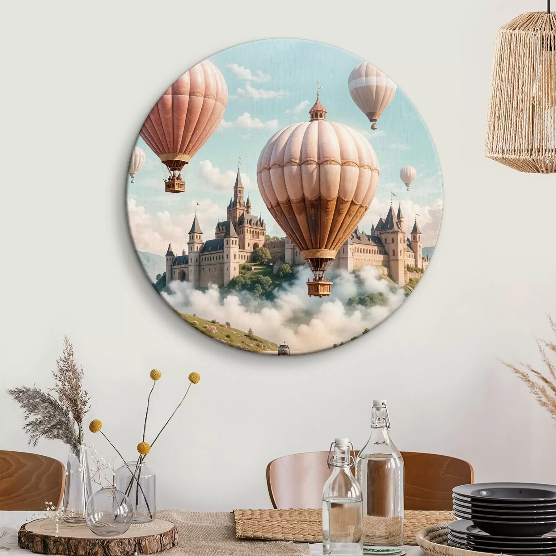 murales de pared Un castillo de fantasía rodeado de globos aerostáticos rosas flotando en un cielo nublado sobre un paisaje verde y exuberante r39387