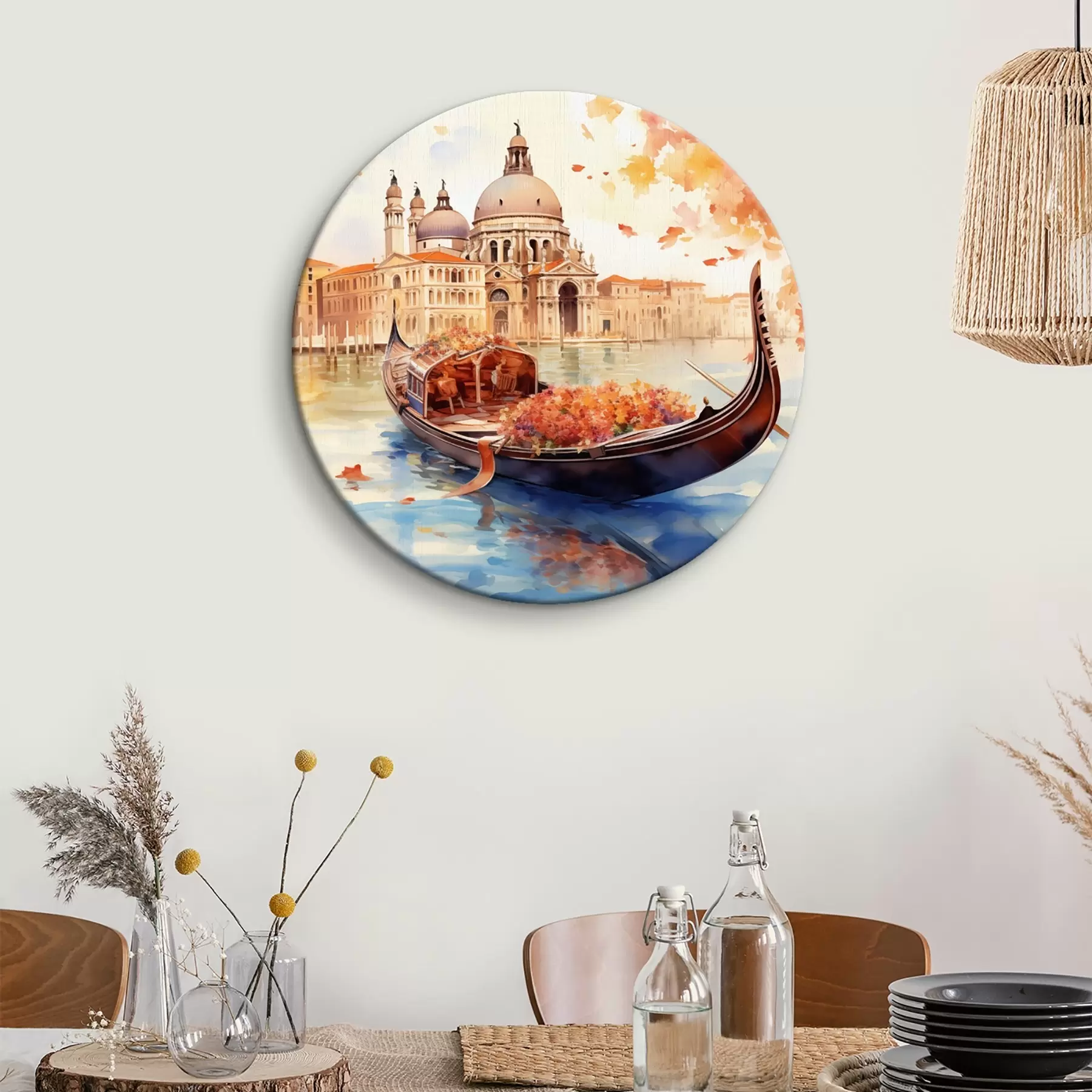 murales de pared Una vista otoñal de Venecia con una góndola rodeada de brillantes hojas naranjas y rojas, con reflejos de edificios en el agua tranquila del canal r42576