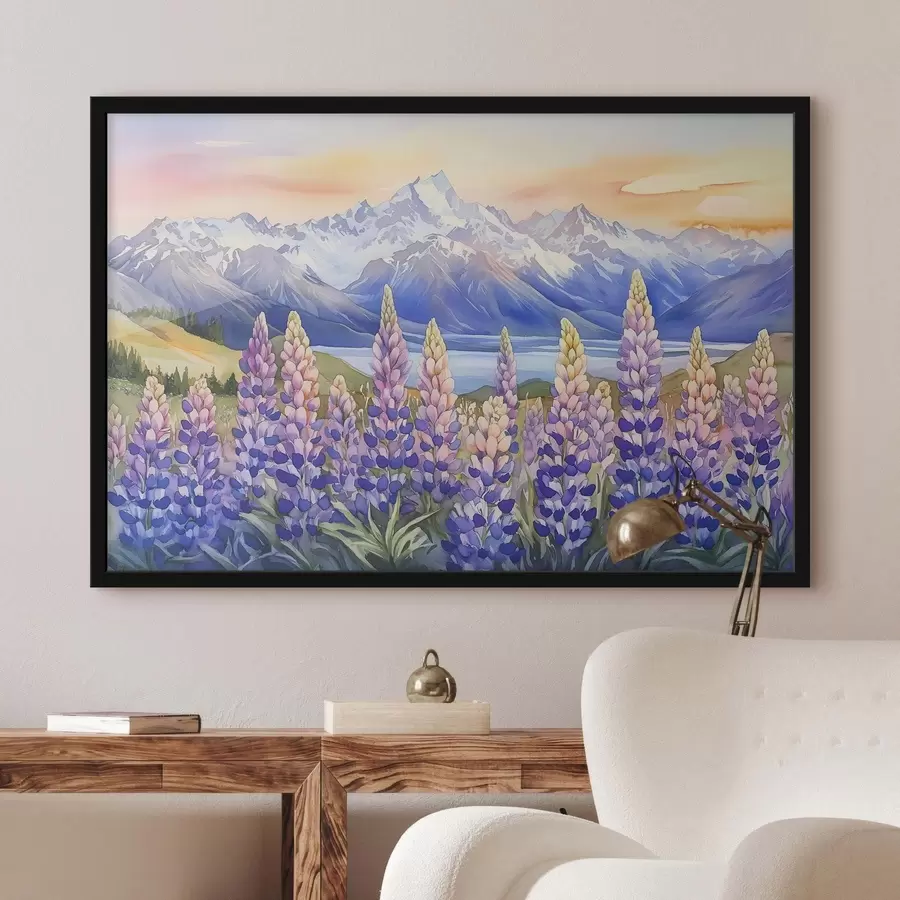 murales de pared Flores de altramuz, prado, montañas, estilo acuarela, cielo al atardecer f44146