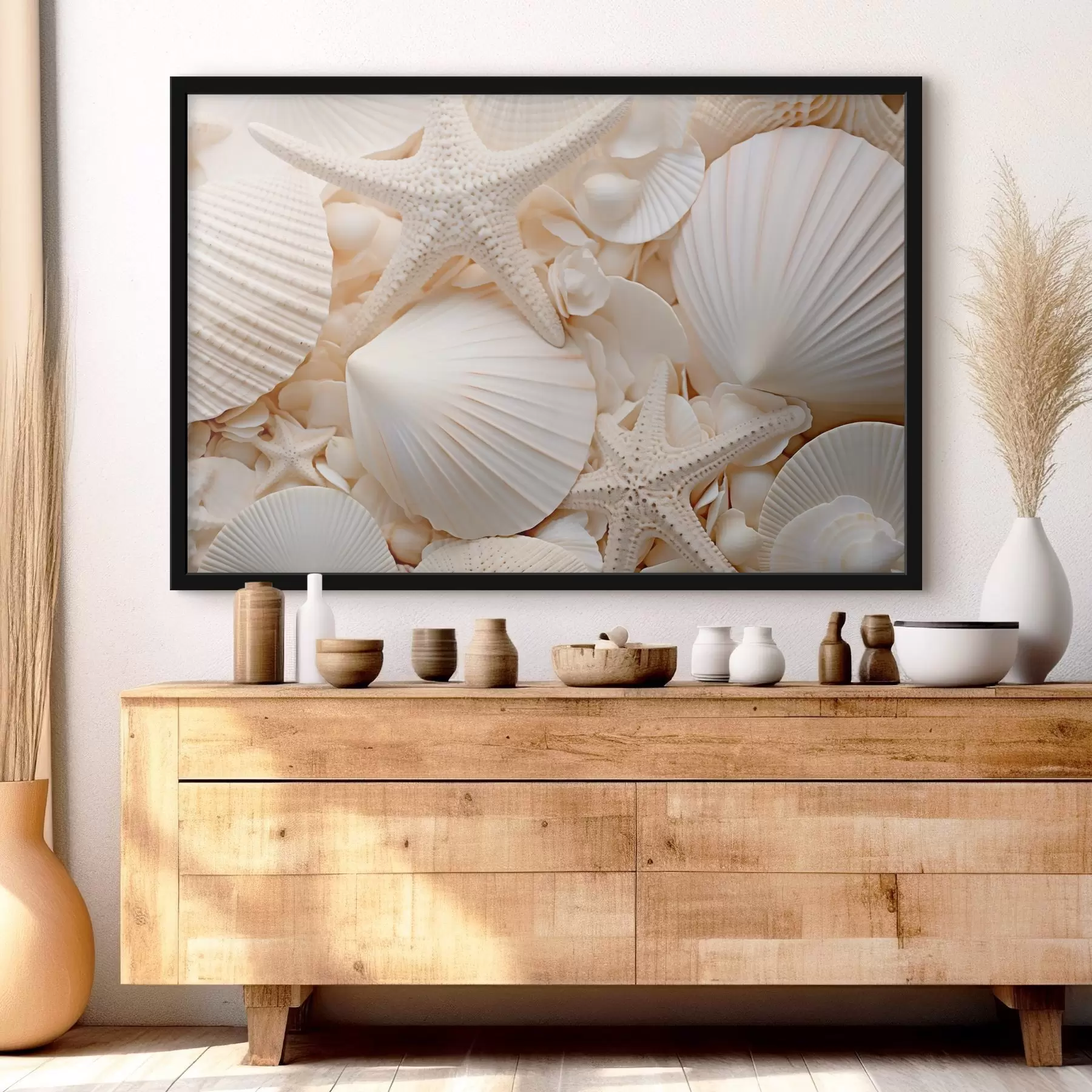 murales de pared Conchas y estrellas de mar blancas decorativas, que crean una composición monocromática con textura f44392