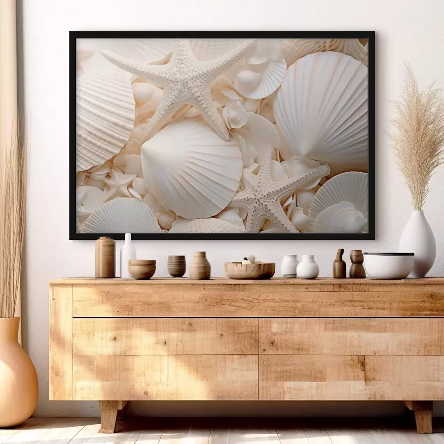murales de pared Conchas y estrellas de mar blancas decorativas, que crean una composición monocromática con textura f44392