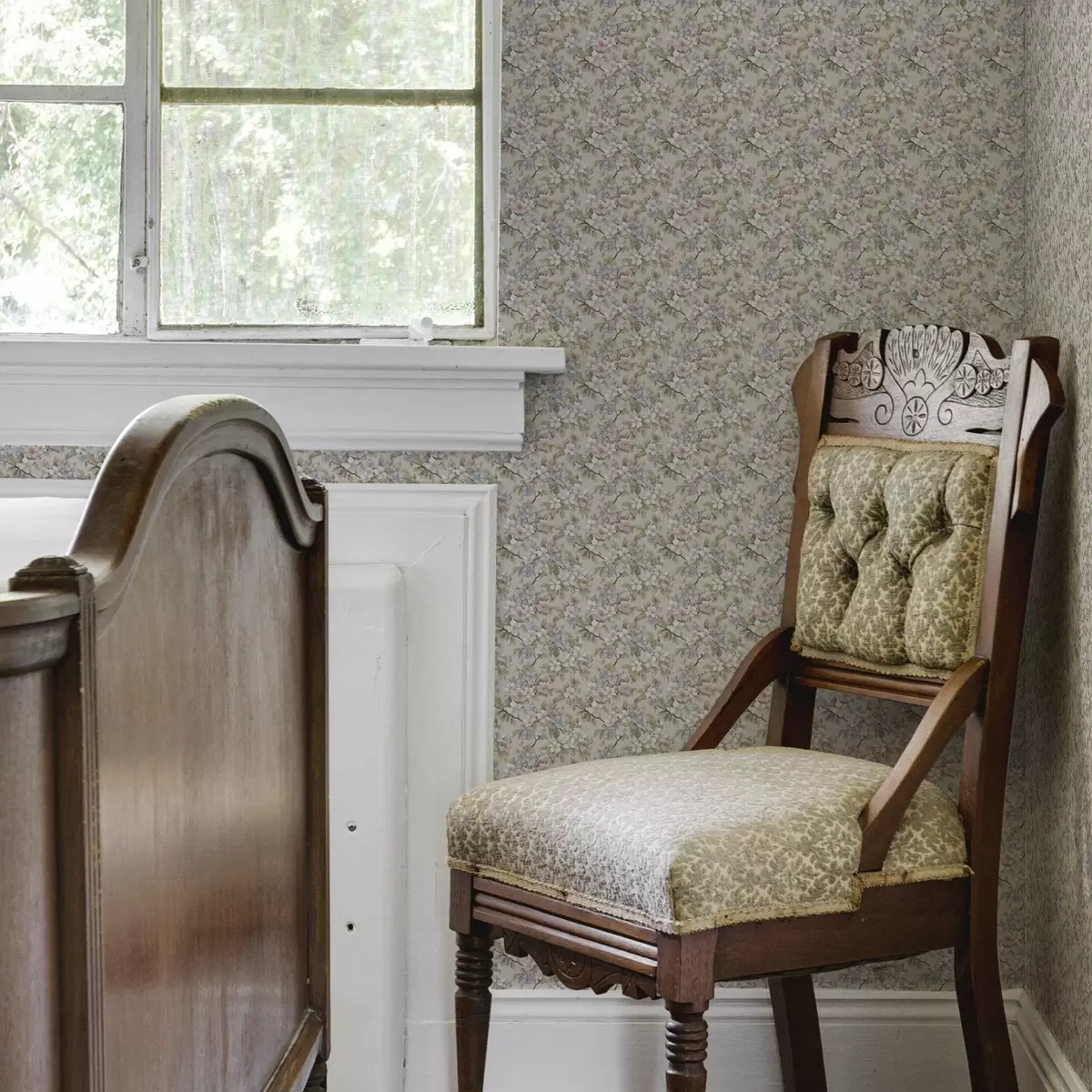 Papel pintado Ramo diagonal con flores primaverales en tonos delicados a00204