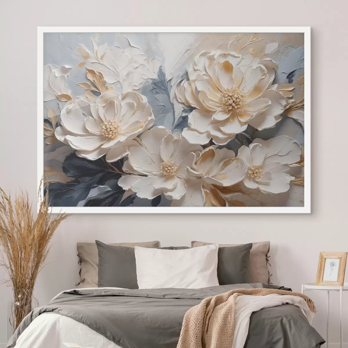 Poster Peonías volumétricas de color crema sobre fondo azul claro f44880