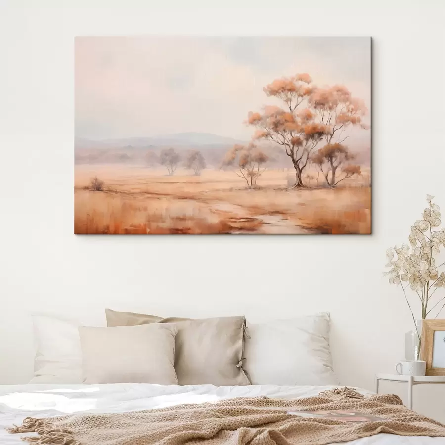 murales de pared Un campo con hierba naranja y algunos árboles con hojas naranjas, montañas al fondo con un cielo nublado s44927