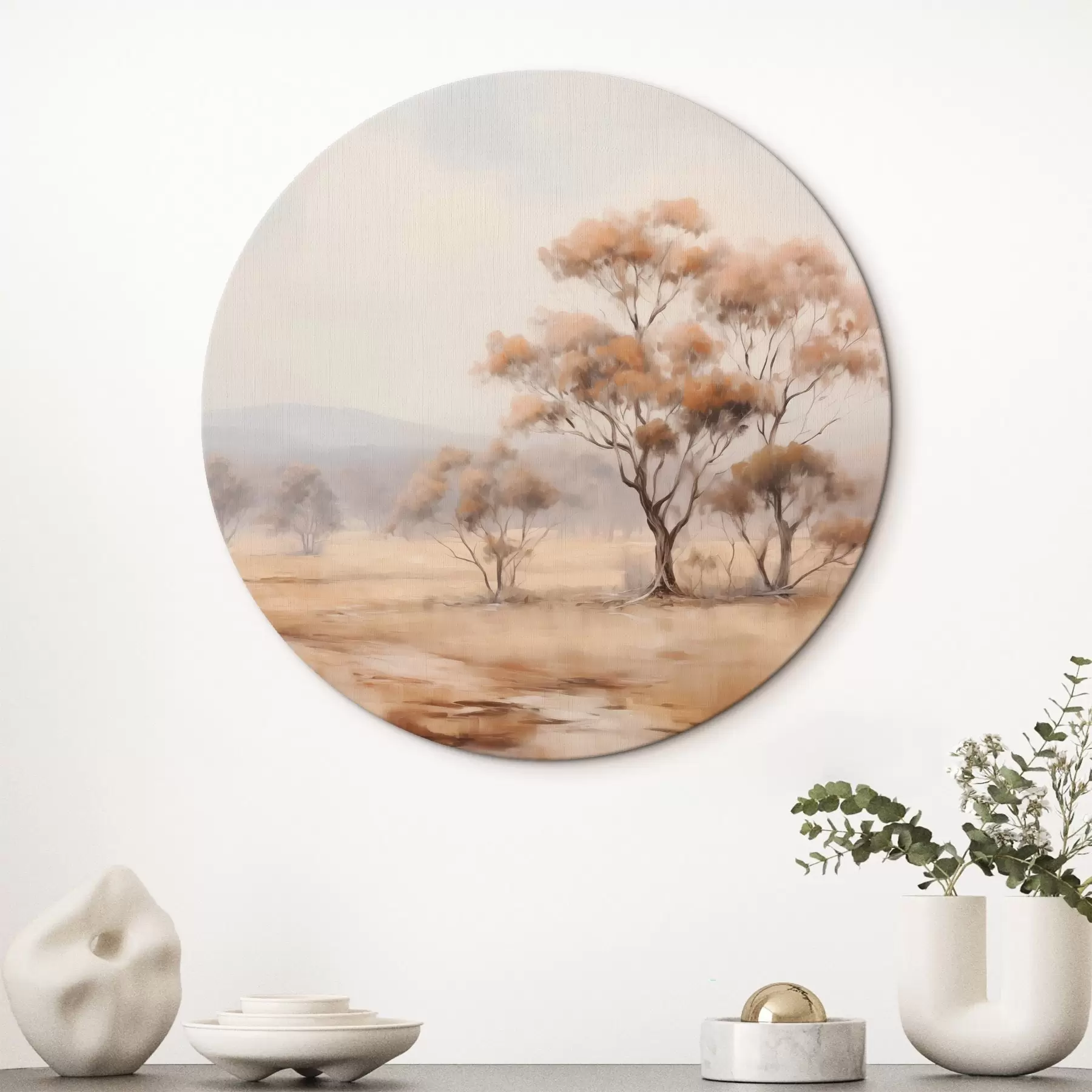 murales de pared Un campo con hierba naranja y algunos árboles con hojas naranjas, montañas al fondo con un cielo nublado r44927