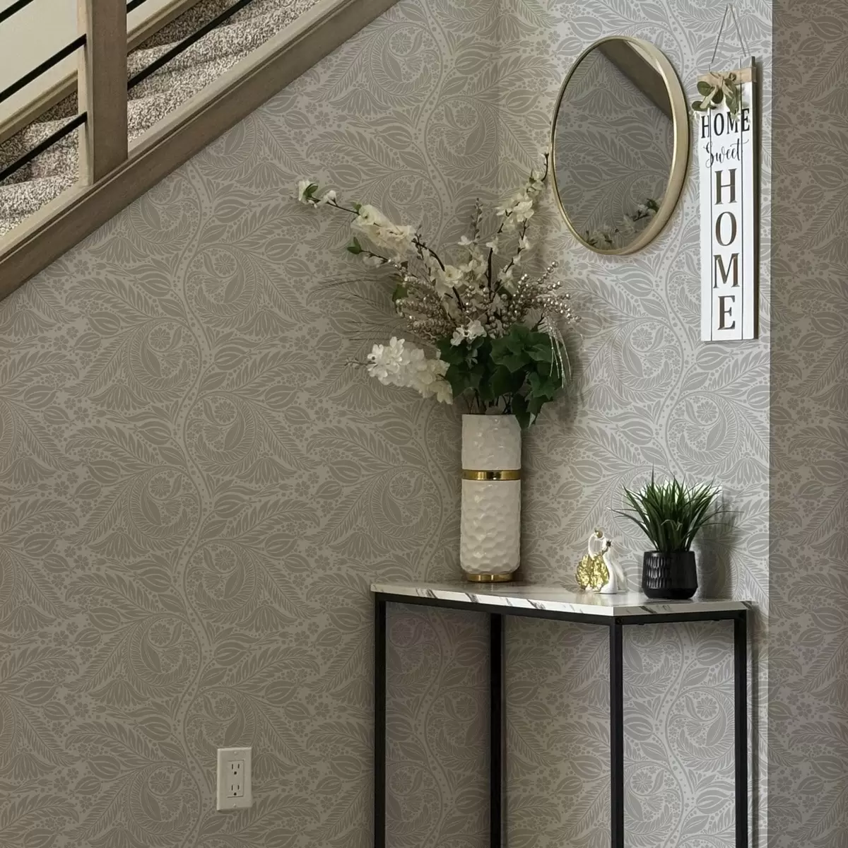 Papel pintado Estilización folclórica gris con hojas y flores a00301