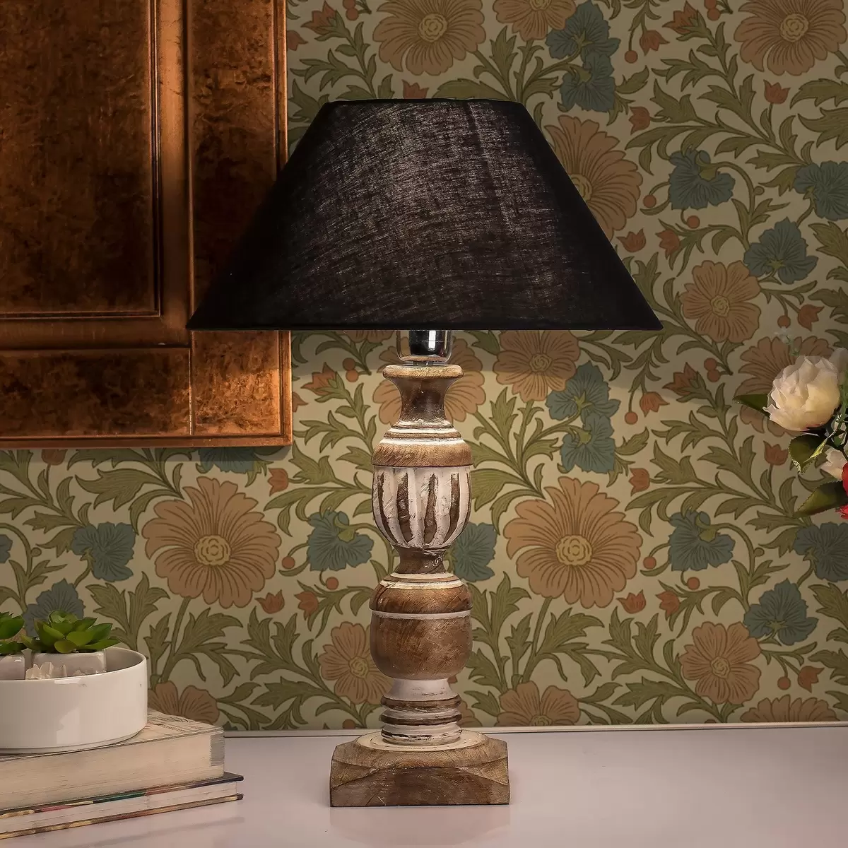 Papel pintado Flores naranjas con hojas en estilo Art Nouveau a00409