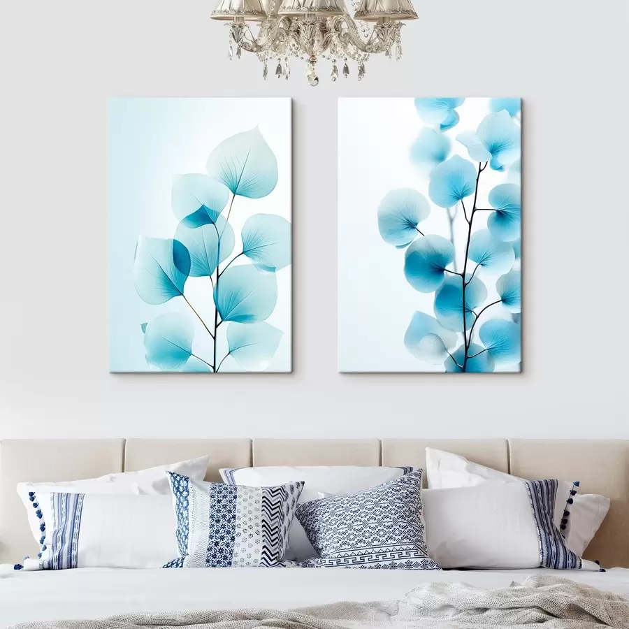 murales de pared Rama con hojas azul translúcido, delicadas venas visibles, composición ligera y tranquila, estética minimalista m00522