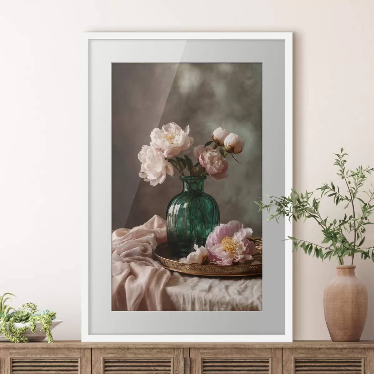 Poster Delicadas peonías rosas en un jarrón esmeralda f45261