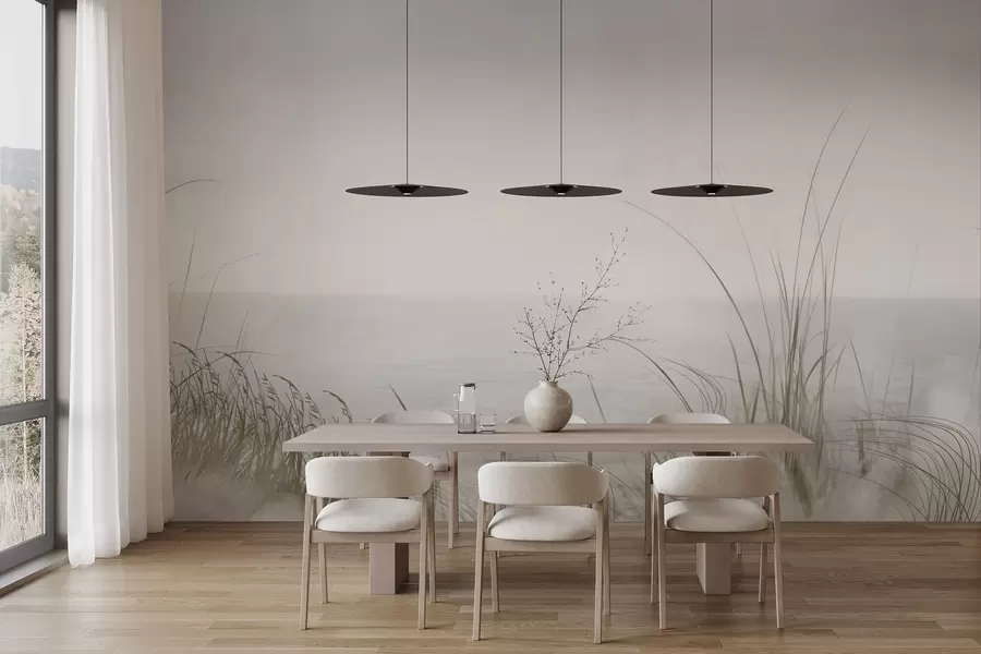 murales de pared Orilla brumosa con delicadas hierbas en primer plano w04339