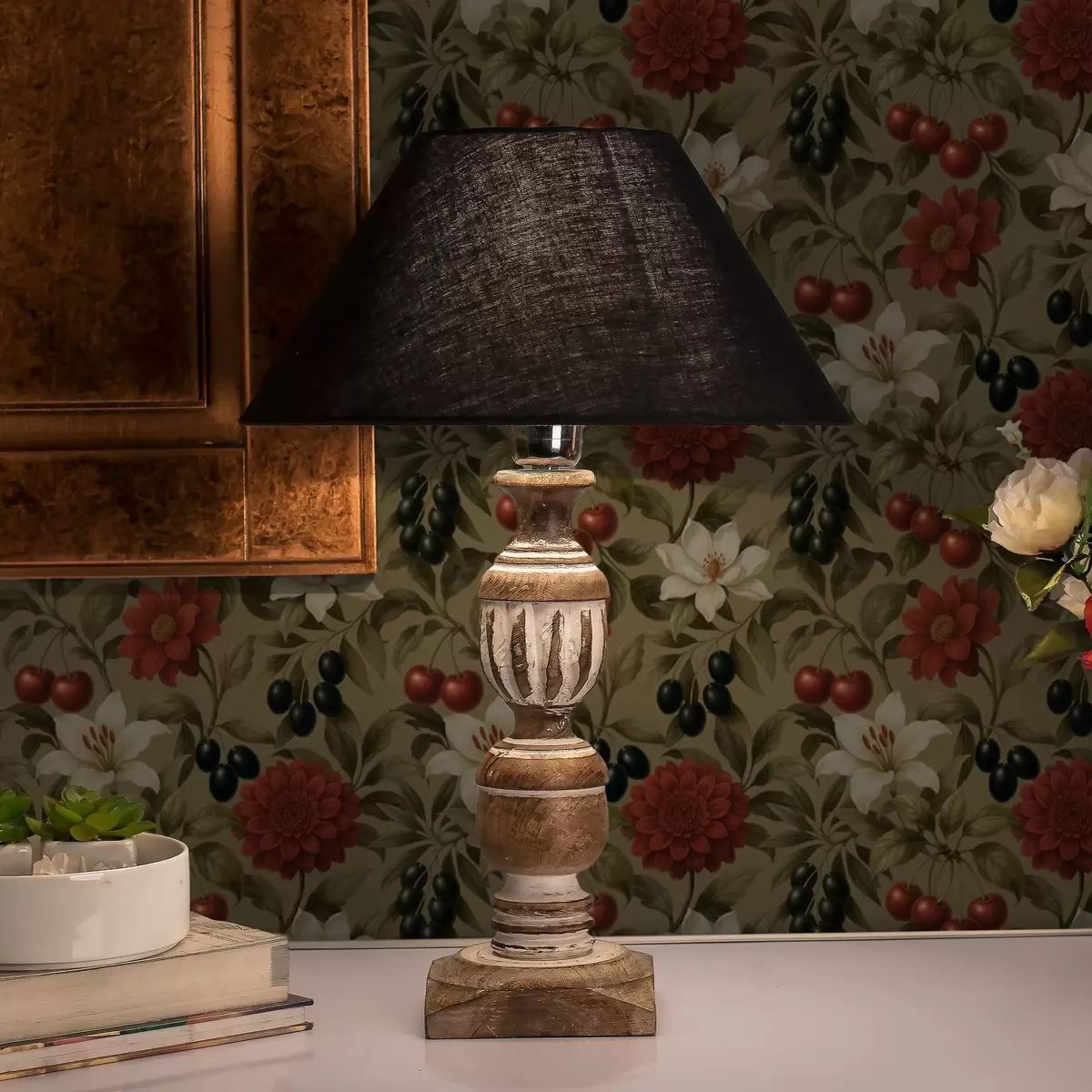 Papel pintado Cerezas, flores y aceitunas negras a00384