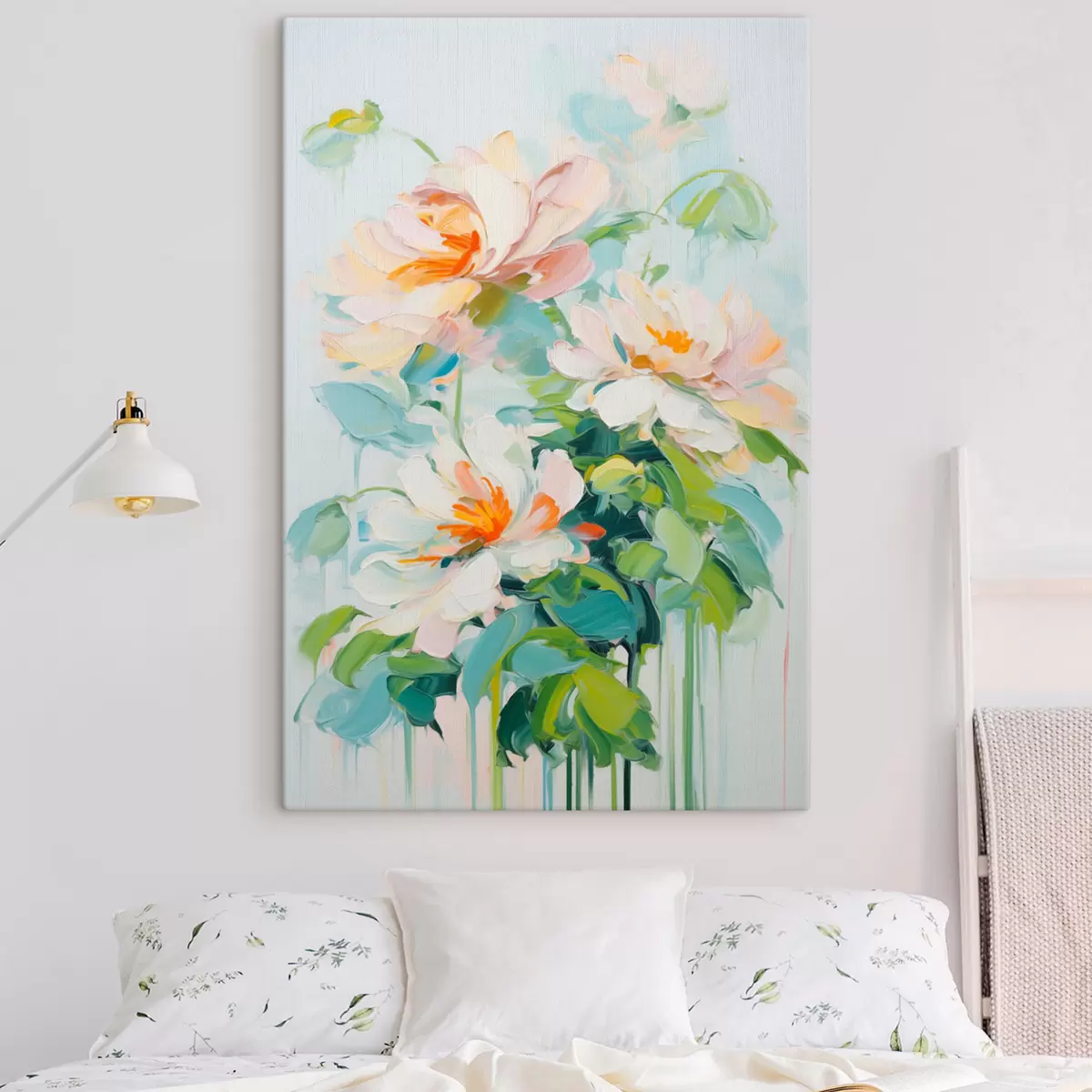 murales de pared Flores blancas y pastel melocotón, hojas verdes, pinceladas suaves imitación pintura al óleo, fondo azul claro s45550