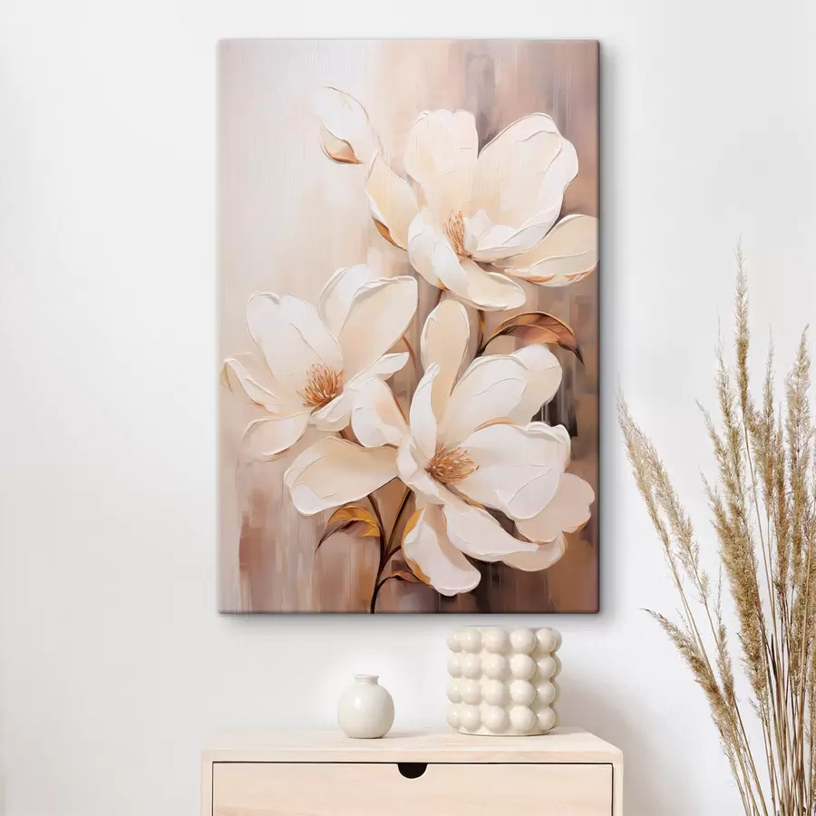 murales de pared Flores blancas de magnolia sobre un fondo suave y difuminado de tonos beige y marrones, elegante composición floral s45571