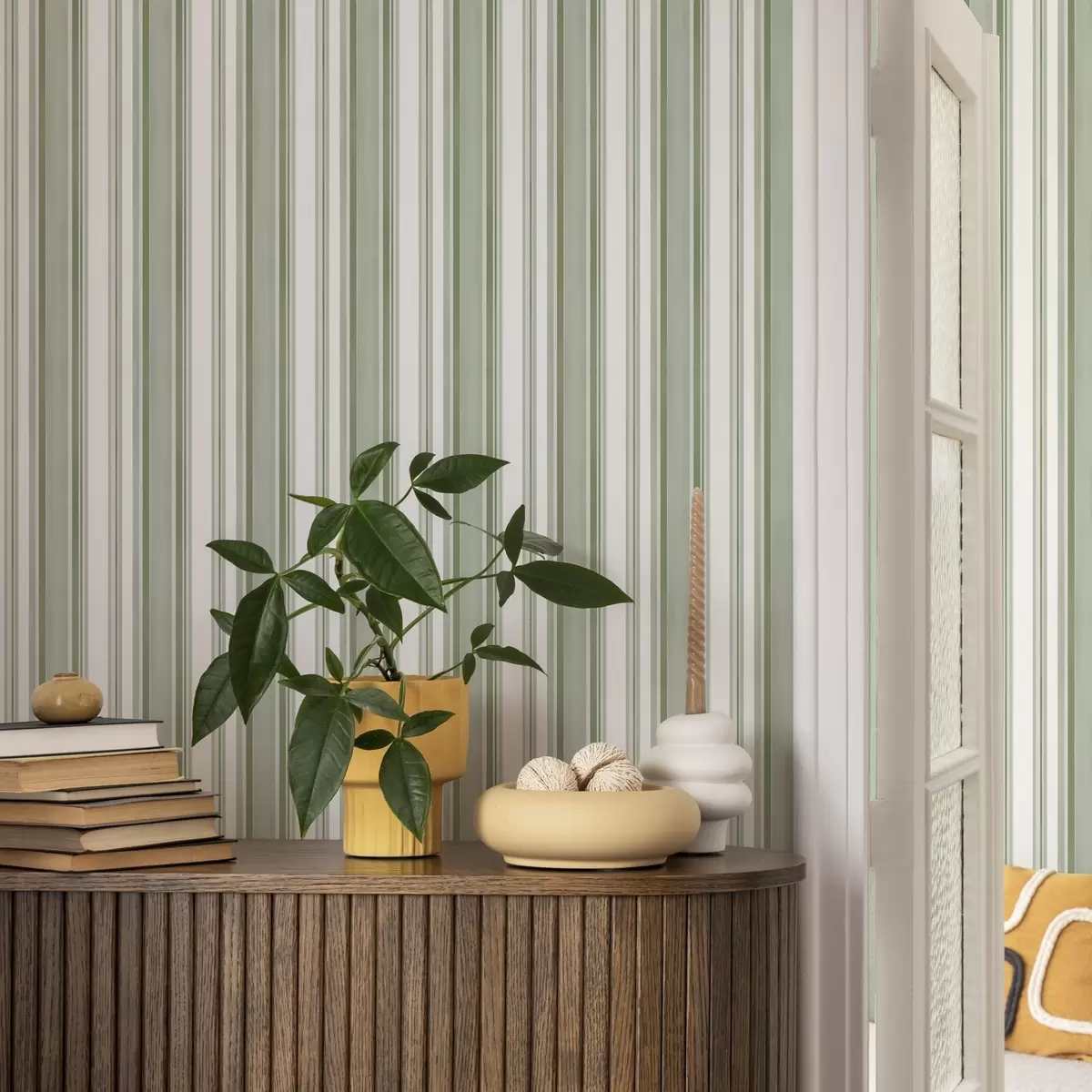 Papel pintado Rayas verdes con intervalos blancos y líneas finas a00526