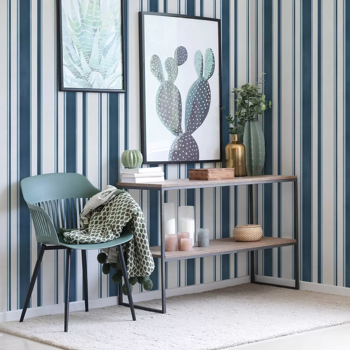 Papel pintado Combinación de rayas turquesas sobre fondo blanco con ritmo a00527