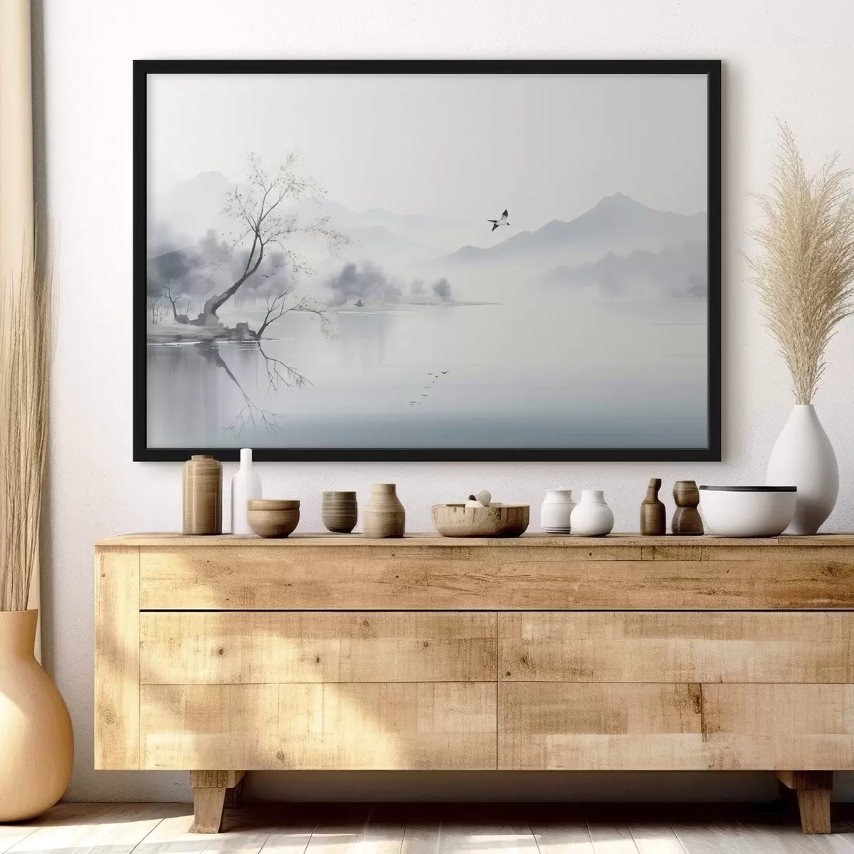 Poster Paisaje brumoso con un árbol, montañas y pájaros f45518