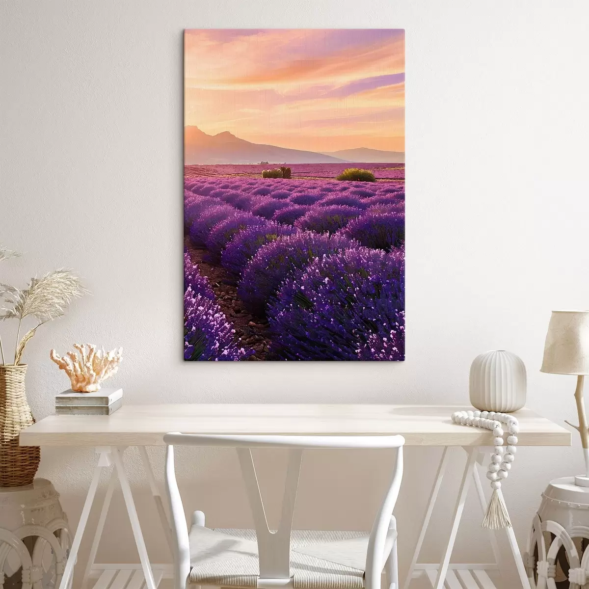 murales de pared Lavanda con el atardecer en las montañas como telón de fondo s45664