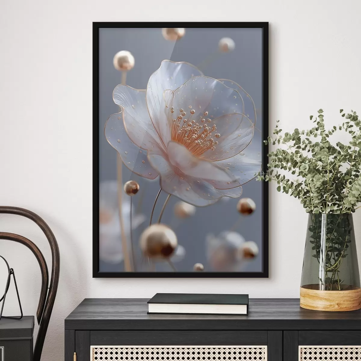 Poster Flor translúcida con estambres cobrizos sobre fondo azul f45880