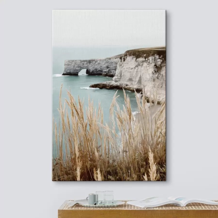 murales de pared Acantilados costeros con juncos en primer plano s46141