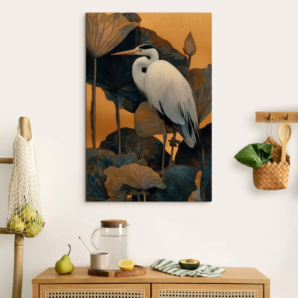 murales de pared Garza blanca entre hojas grandes sobre un fondo cálido s46147