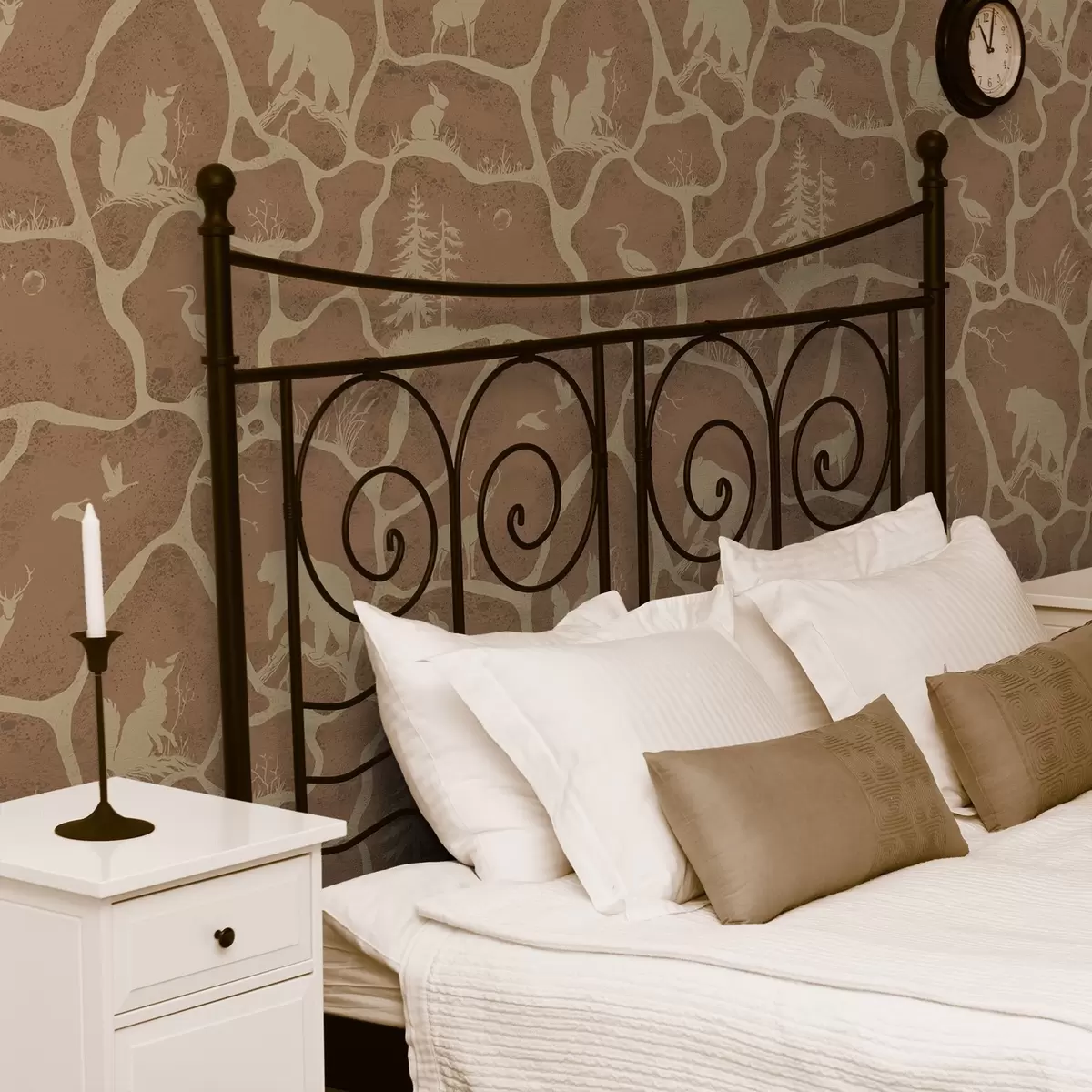 Papel pintado Siluetas de animales y árboles en un paisaje natural con textura de piedra a00727