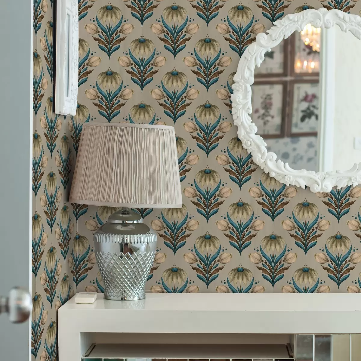 Papel pintado Adorno floral simétrico en tonos cálidos a00812