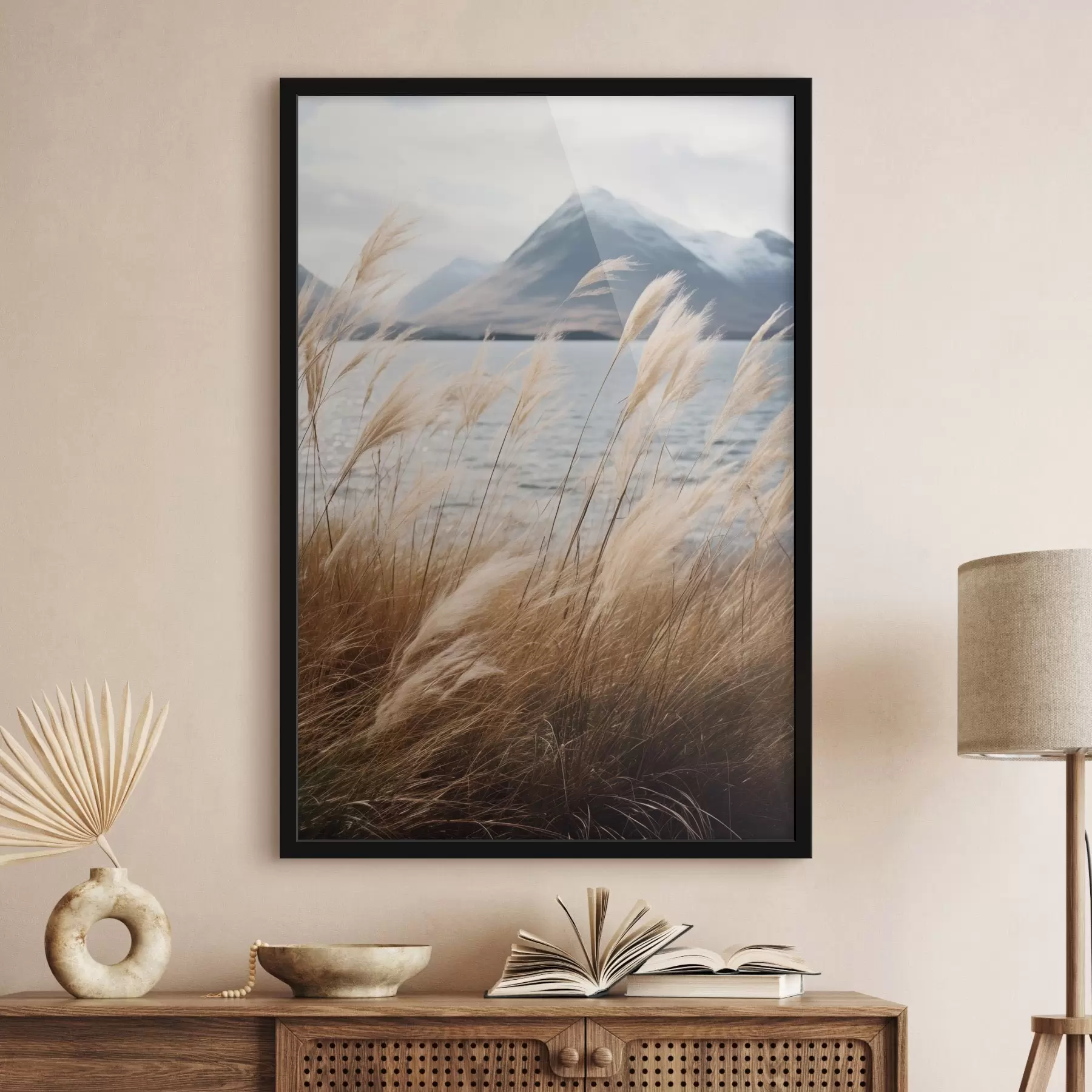 murales de pared Hierba de la pampa con un lago y montañas al fondo, iluminación suave, colores apagados, estilo naturalista f46283