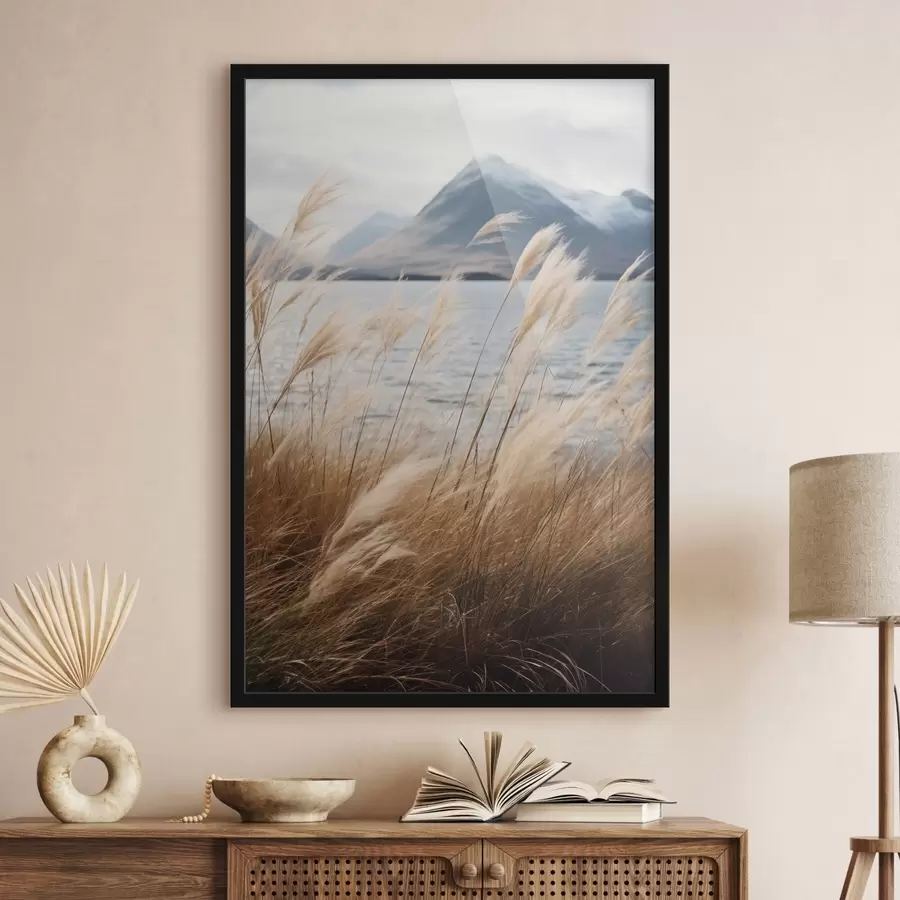 murales de pared Hierba de la pampa con un lago y montañas al fondo, iluminación suave, colores apagados, estilo naturalista f46283