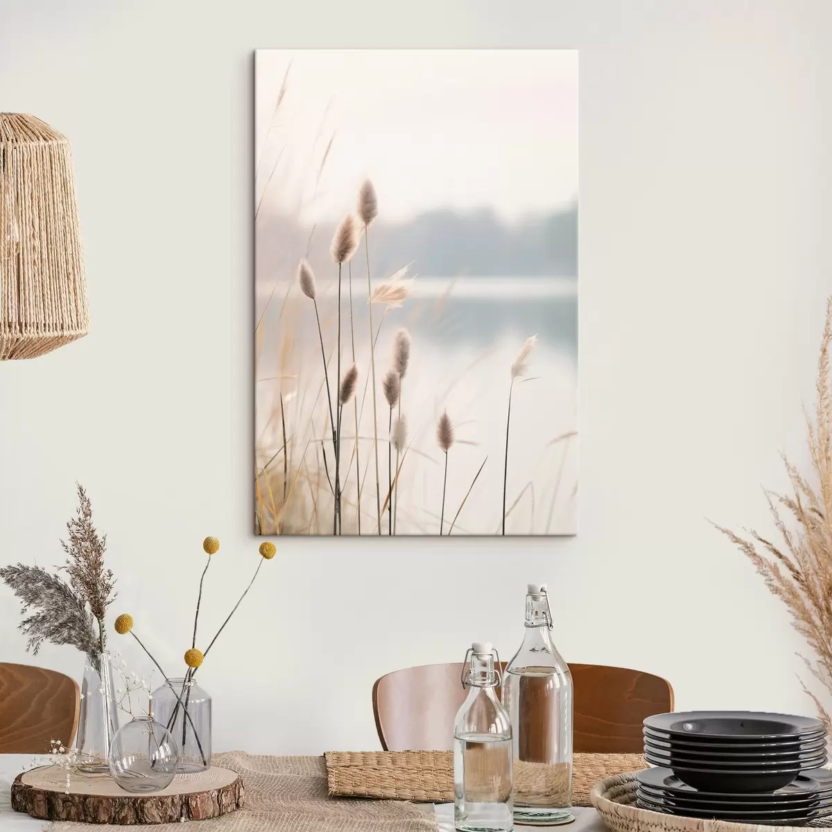 murales de pared Cañas suaves junto a la orilla brumosa de un lago, tonos beige pastel. s46504