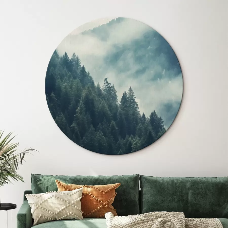 murales de pared Crestas montañosas brumosas y bosques oscuros de coníferas r46518
