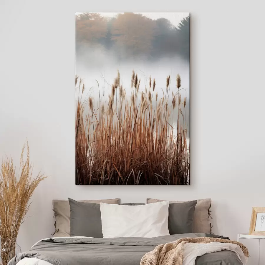 murales de pared Juncos altos que crecen en un cuerpo de agua, el agua refleja los juncos, fondo brumoso, luz suave, escena natural. s46696