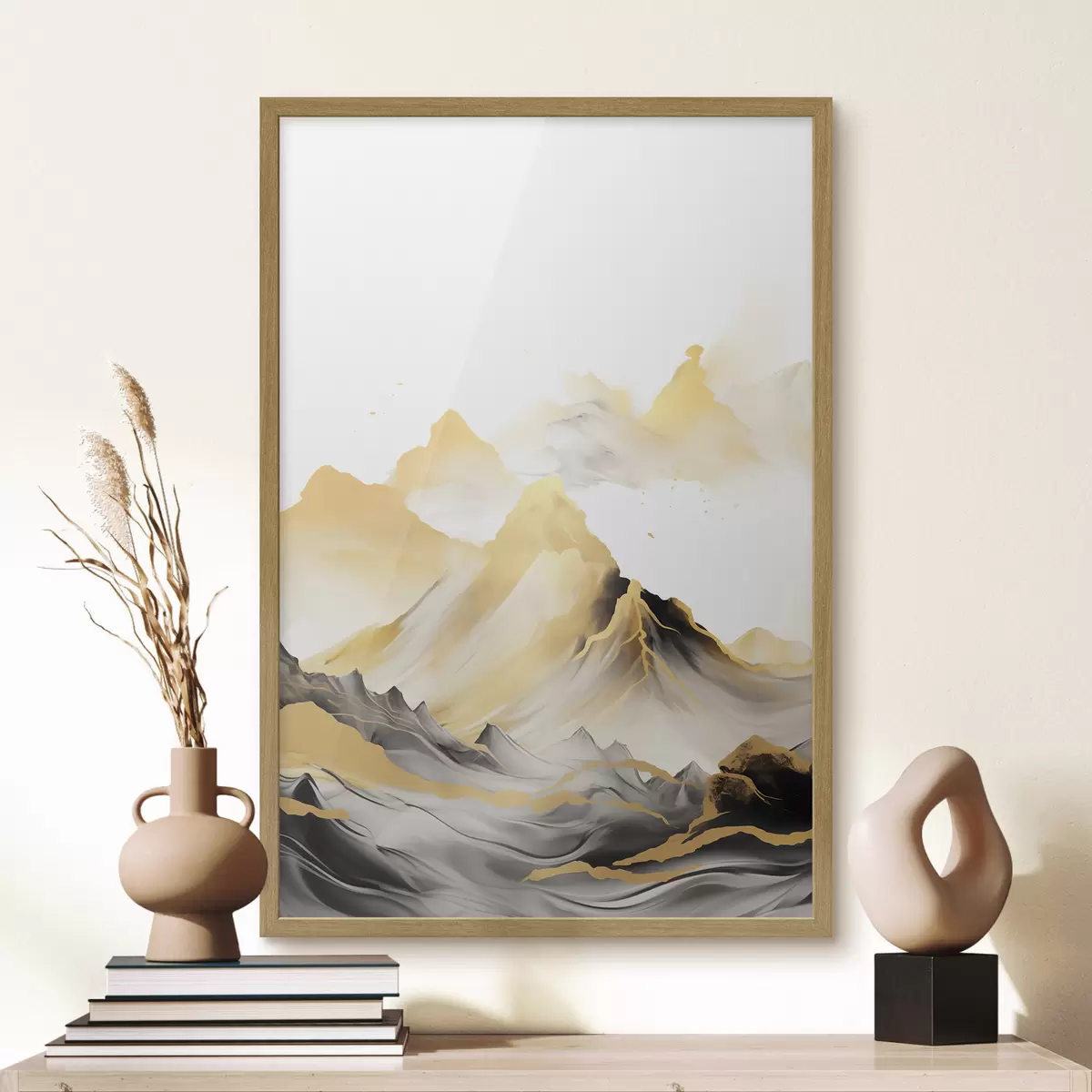Poster Montañas amarillas y negras con picos nevados, estilo de pintura con tinta china, cordillera minimalista f46684