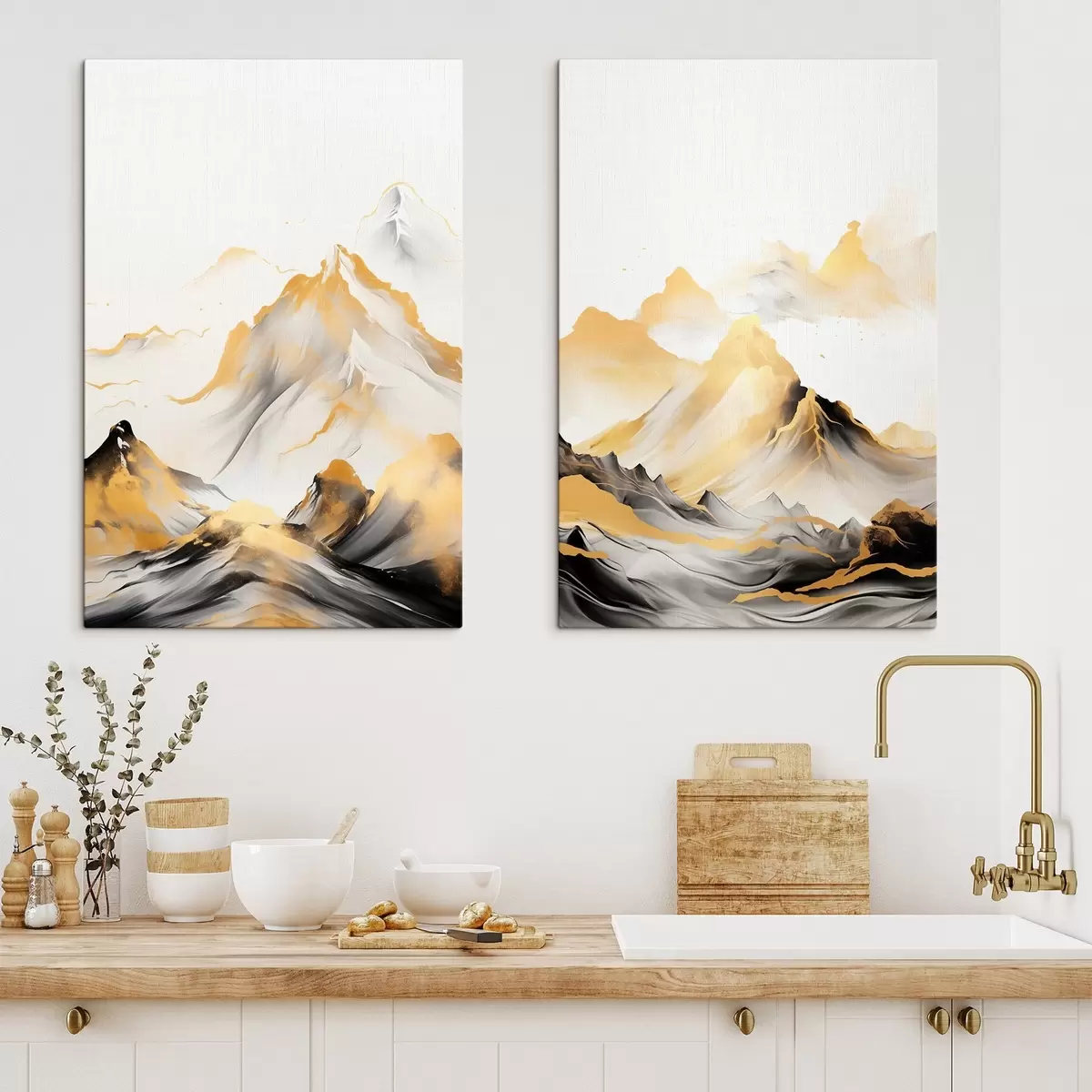 murales de pared Montañas amarillas y negras con picos nevados, estilo de pintura con tinta china, cordillera minimalista. m01002