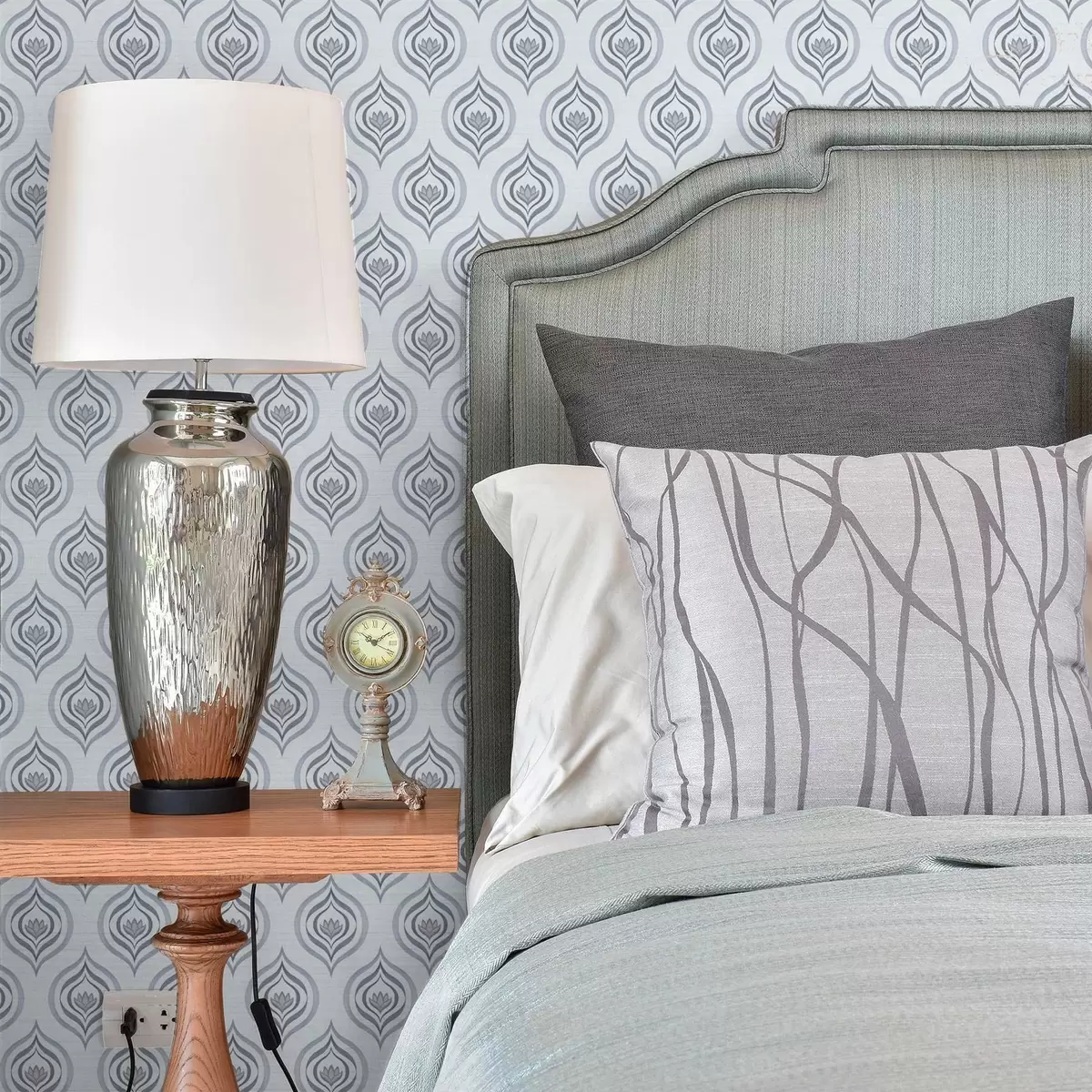 Papel pintado Motivo de gota con una flor en tonos gris azulados. a00977v3