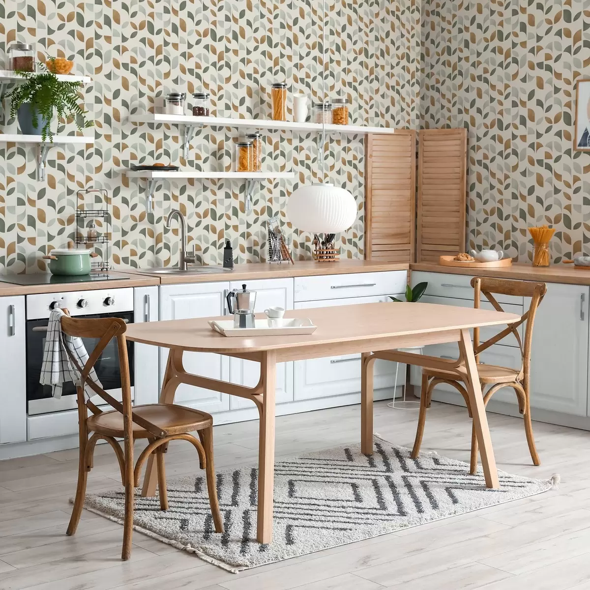 Papel pintado Columnas verticales de medias lunas y hojas, verde-terracota a00986