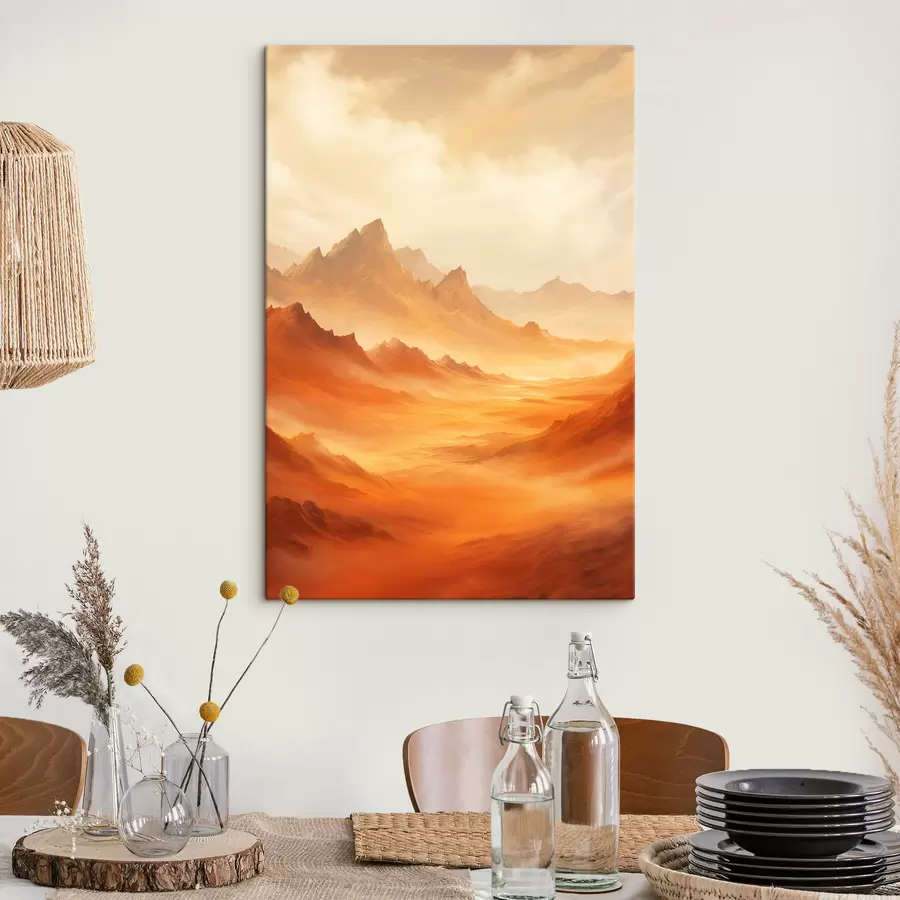 murales de pared Un vasto paisaje desértico de color naranja con imponentes montañas rocosas bajo un cielo brumoso y soleado con nubes tenues. s47029