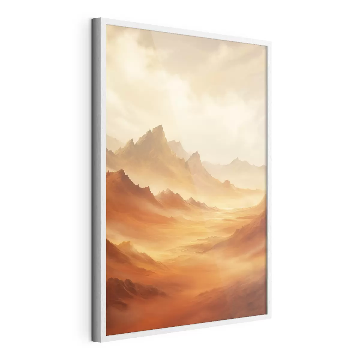 Poster Un vasto paisaje desértico de color naranja con imponentes montañas rocosas bajo un cielo brumoso y soleado con nubes tenues f47029