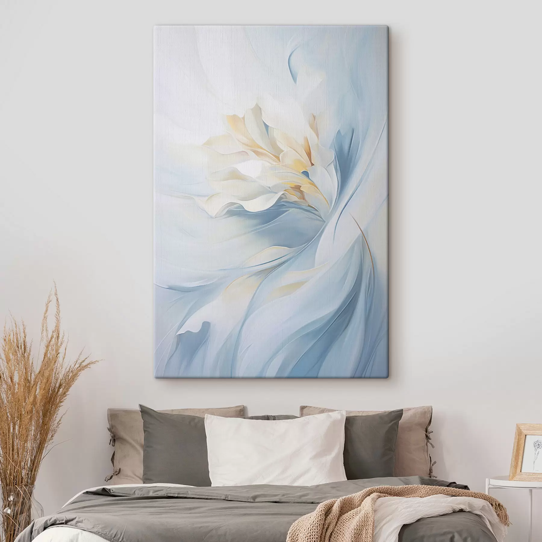 murales de pared Pétalos abstractos, delicados y translúcidos que se arremolinan hacia dentro con una iluminación suave y una textura pictórica. s47436