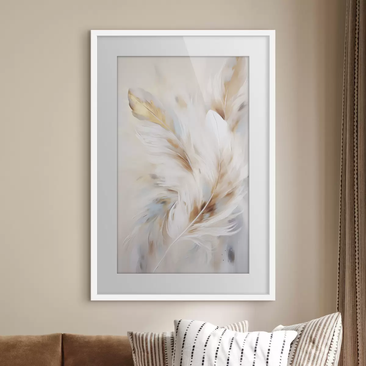 Poster Plumas grandes y suaves con una mezcla de tonos blancos, amarillos y marrones, sobre un fondo claro y abstracto. f47442