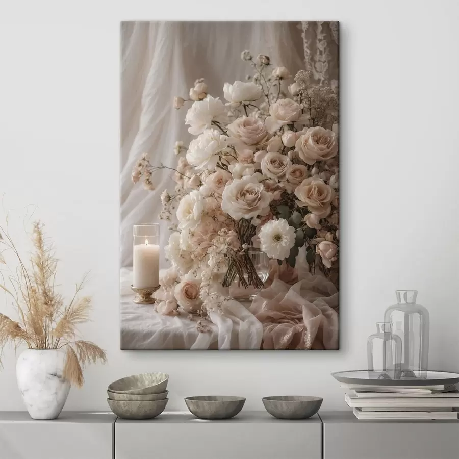 murales de pared Flores de crema junto a una vela encendida s47281