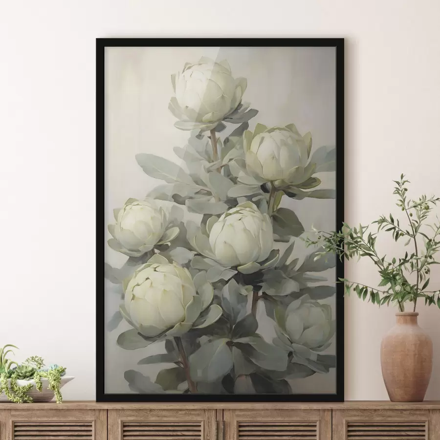 murales de pared Estilo pictórico de varias flores blancas de protea con grandes hojas verdes sobre un fondo claro. f47861