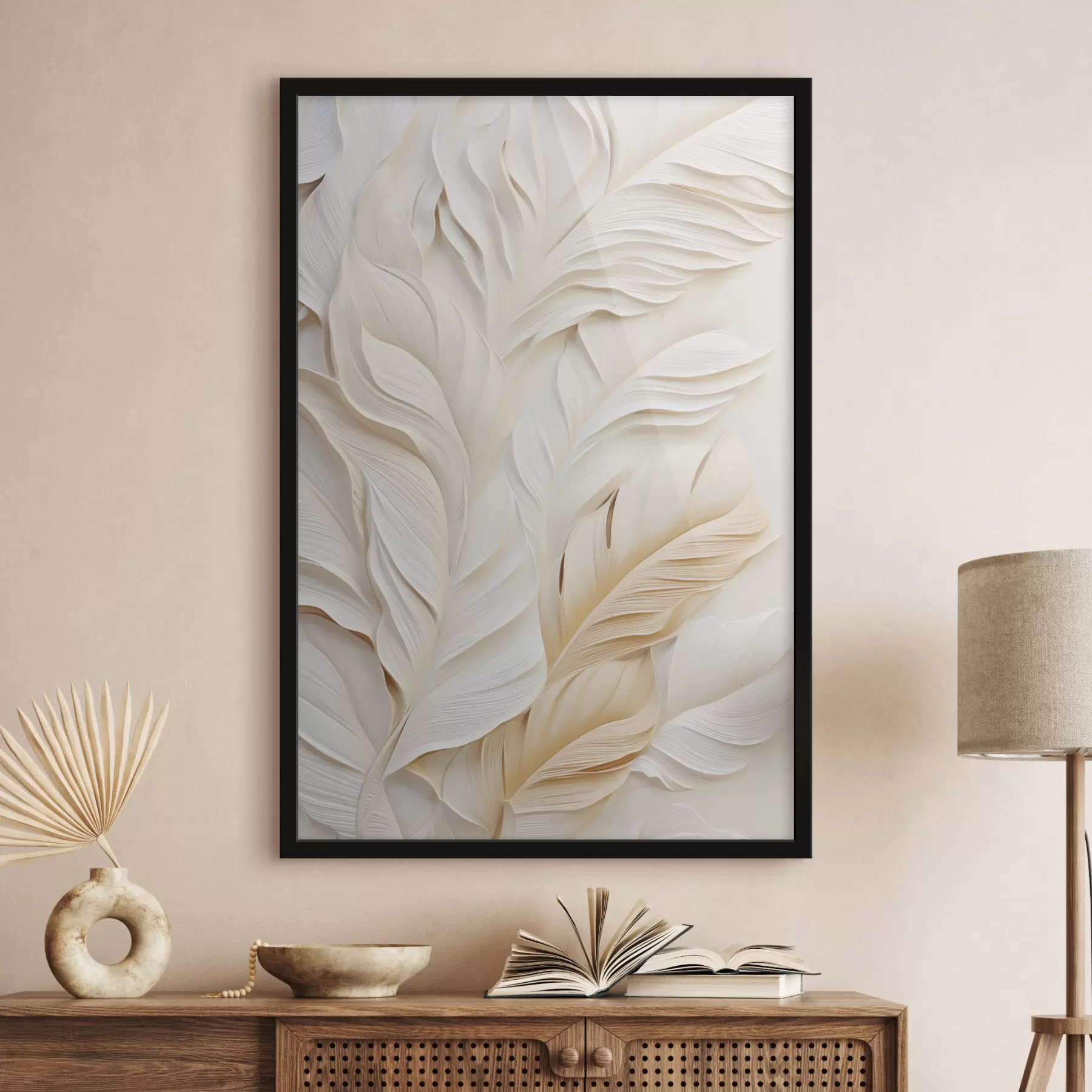 murales de pared Plumas de color crema superpuestas entre sí, con un fondo suave y claro. f47884