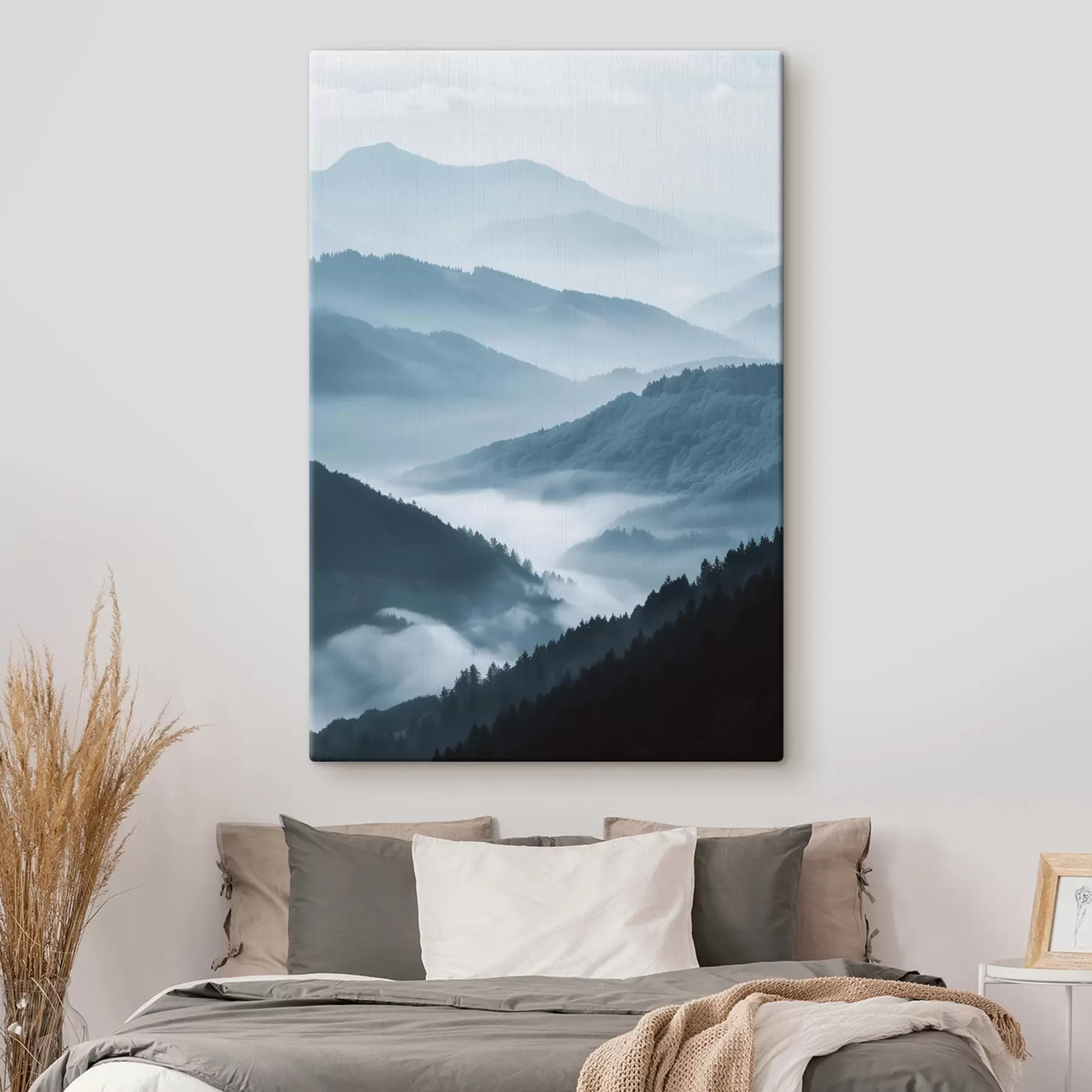 murales de pared Montañas brumosas, paisaje azul s48567