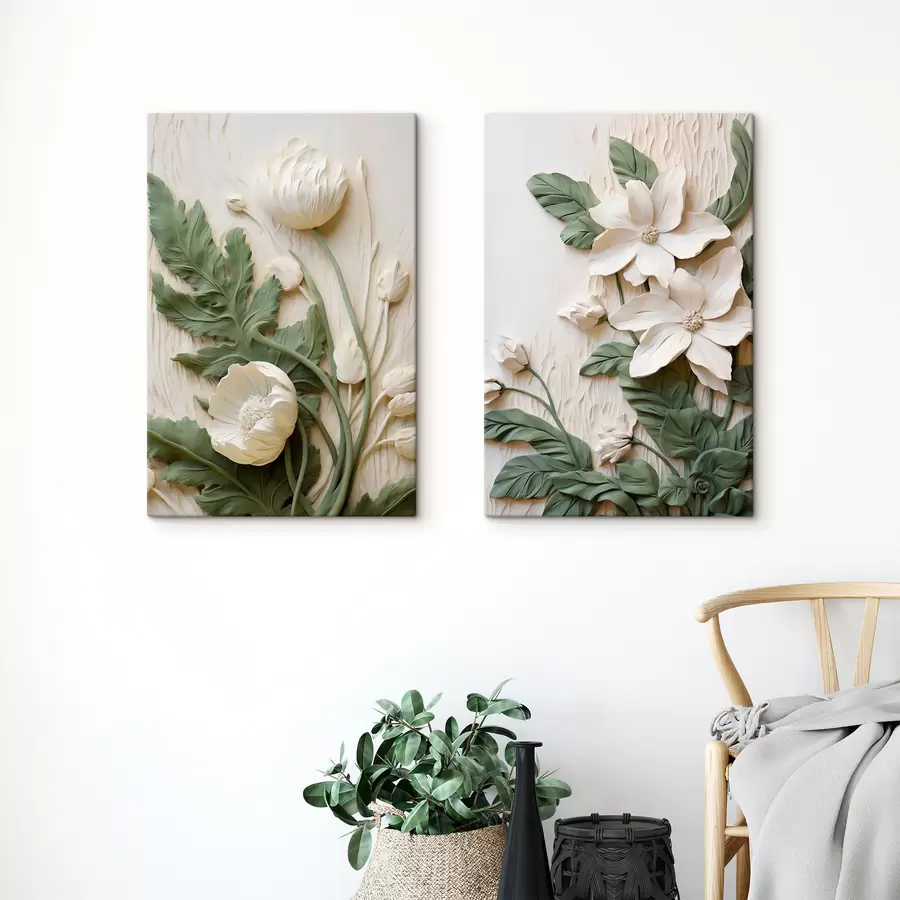 murales de pared Flores blancas y hojas verdes sobre un fondo texturizado con follaje m30584