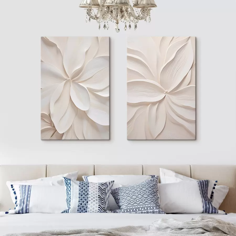 murales de pared Flor grande y abstracta, de color blanco cremoso, con pétalos delicados y superpuestos m30691