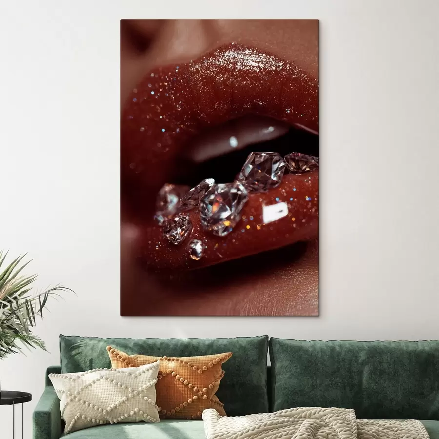 murales de pared Primer plano de unos labios brillantes con cristales transparentes s49977