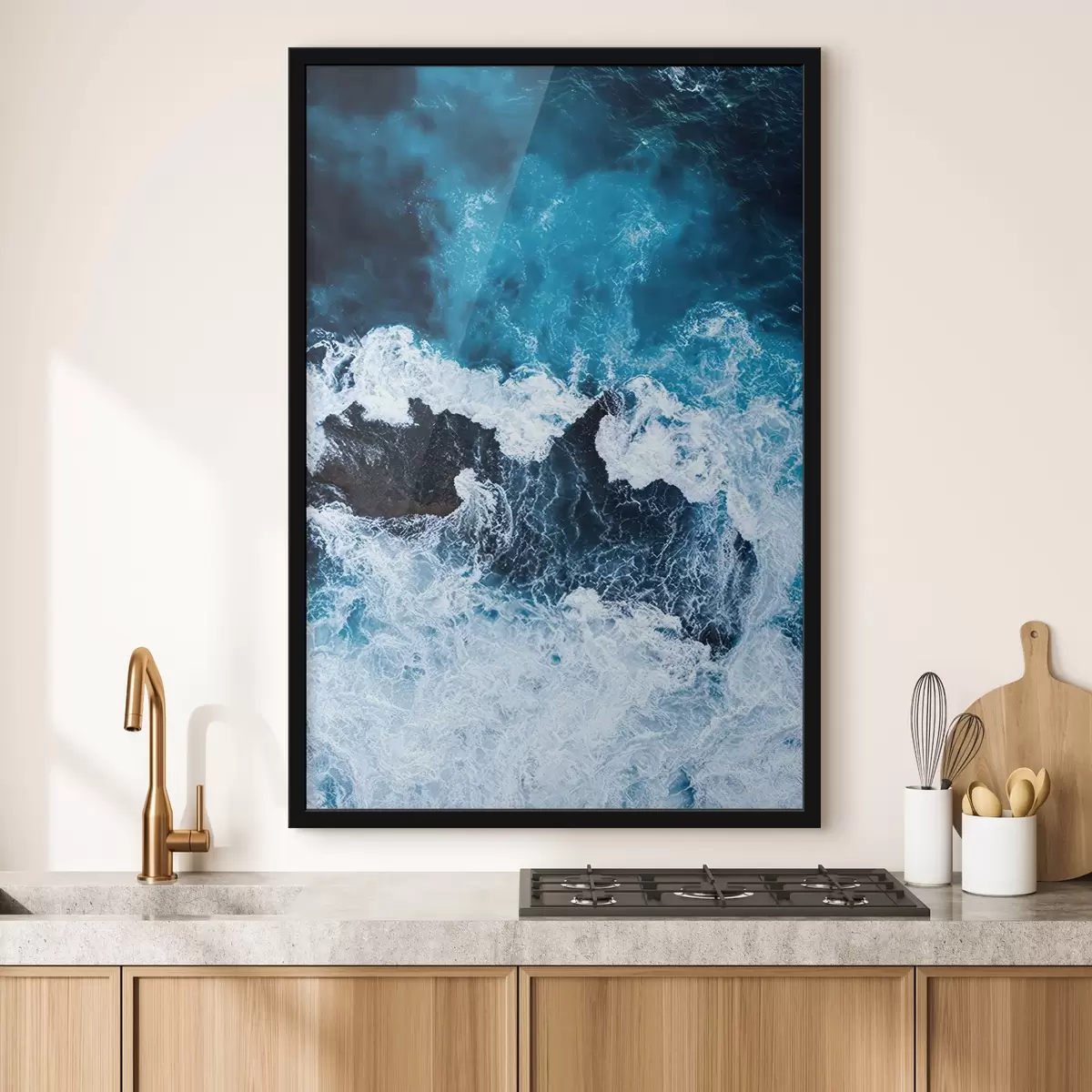 Poster Olas danzando sobre costas rocosas f21429